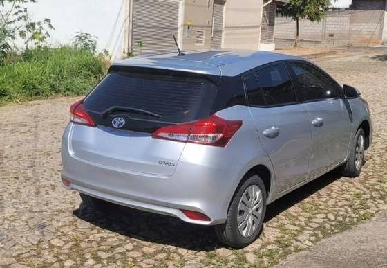 TOYOTA YARIS 1.5 16V FLEX XL MULTIDRIVE TOYOTA YARIS 1.5 16V FLEX XL MULTIDRIVE